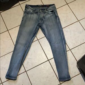 Ecko unltd size 32 distressed denim athletic fit